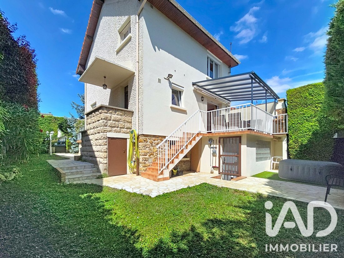 House in Orly, Ile-de-France, France 1 - 18500981