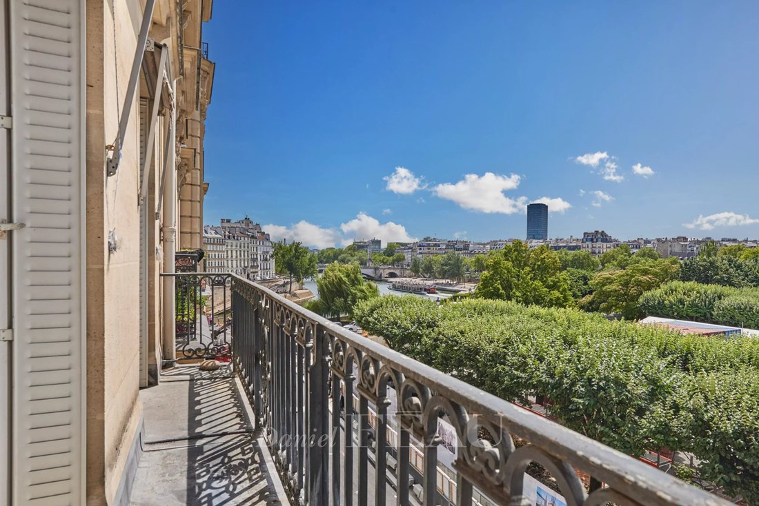 Apartment in Île Saint Louis, Paris 4e Arrondissement, Paris 4 - 18498241