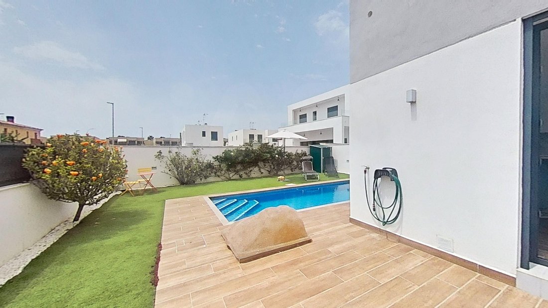 Townhouse in Cambrils, Catalonia, Spain 4 - 18498573