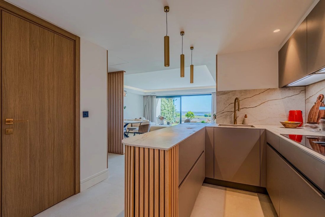 Apartment in La Source, Cannes, France 5 - 18498252