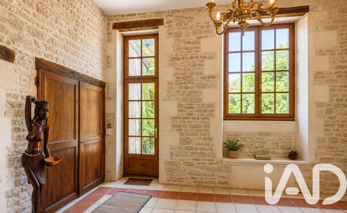 House in Nuaille-d'Aunis, Nouvelle-Aquitaine, France 1
