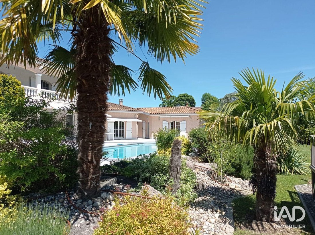 House in Bourg-Saint-Christophe, Auvergne-Rhône-Alpes, France 1 - 18500880