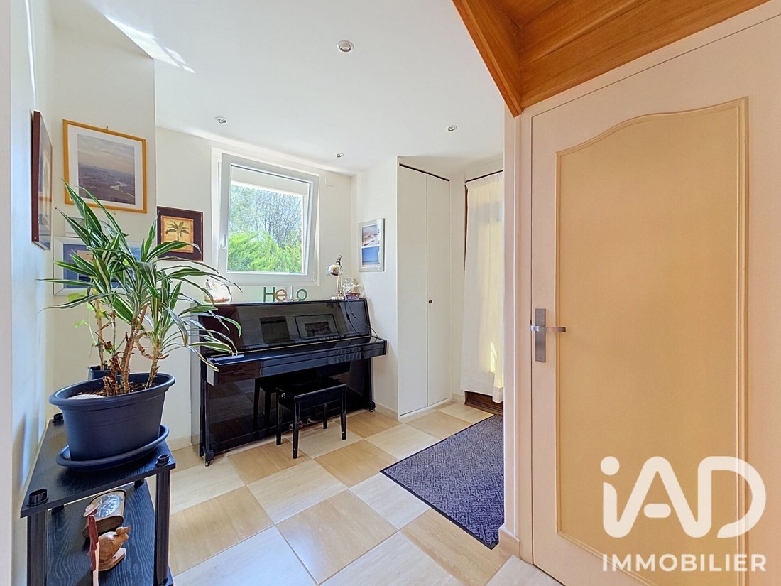 House in Orly, Ile-de-France, France 3 - 18500981