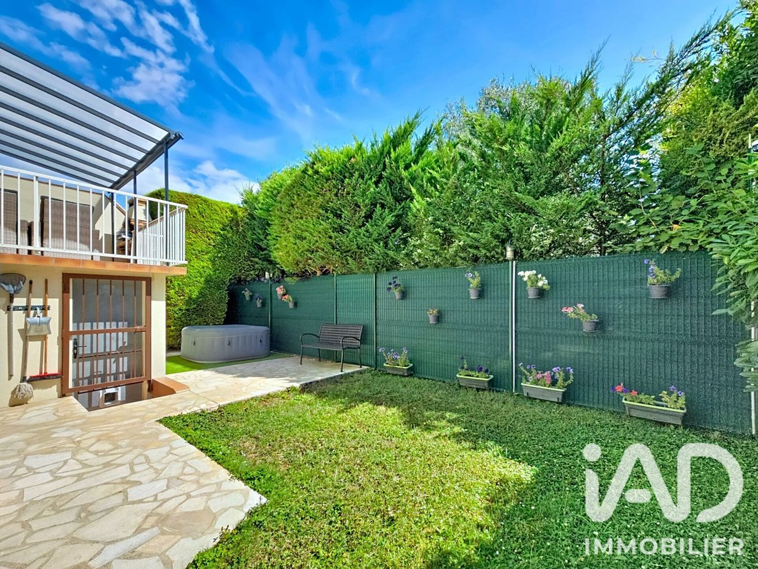 House in Orly, Ile-de-France, France 2 - 18500981