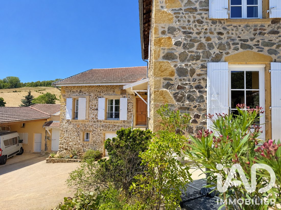 House in Arrondissement of Villefranche-sur-Saône, Auvergne-Rhône-Alpes, France 1 - 18500960