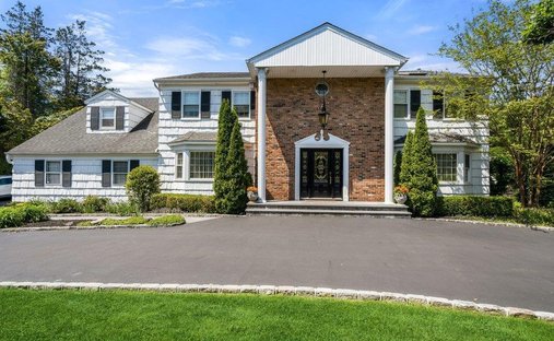 House in Woodbury, New York, United States 1