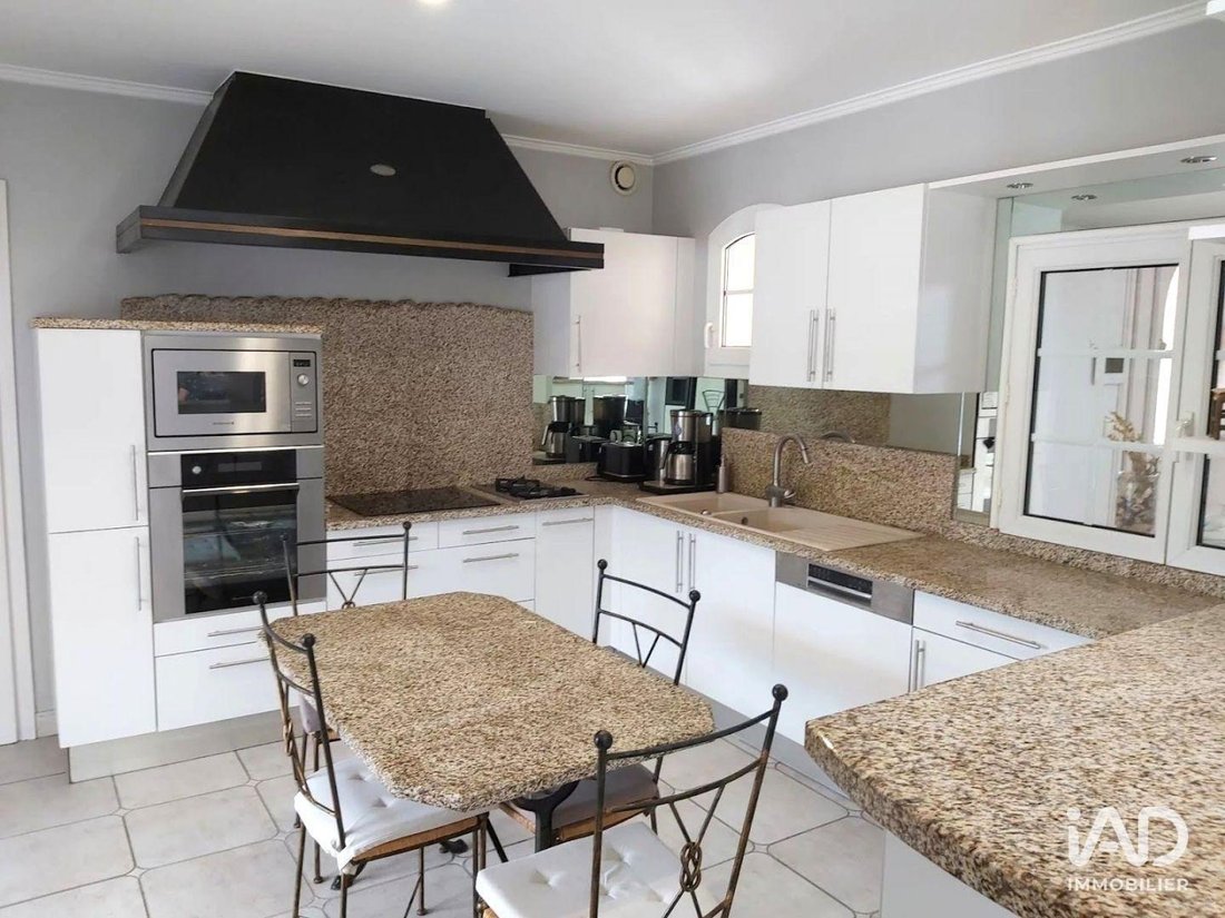 House in Bourg-Saint-Christophe, Auvergne-Rhône-Alpes, France 3 - 18500880