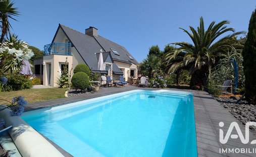 House in Plougrescant, Brittany, France 1