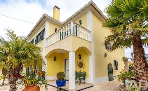 Townhouse in Ericeira, Lisbon, Portugal 1