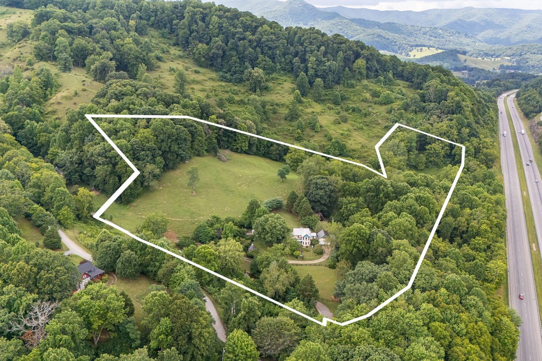 House in Waynesville, North Carolina, United States 3 - 18498670