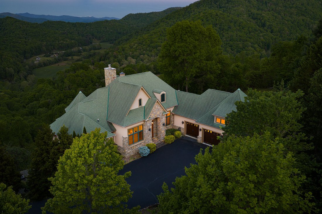 House in Whittier, North Carolina, United States 4 - 18498490