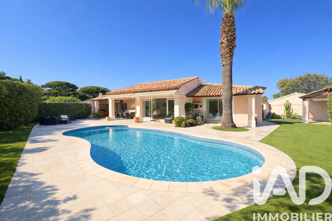 House in Nartelle-Noyer-Bellevue-bd des Sardinaux, Sainte-Maxime, France 1 - 17714897