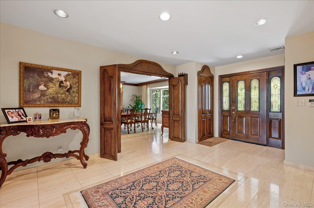 House in Woodbury, New York, United States 5 - 18016942