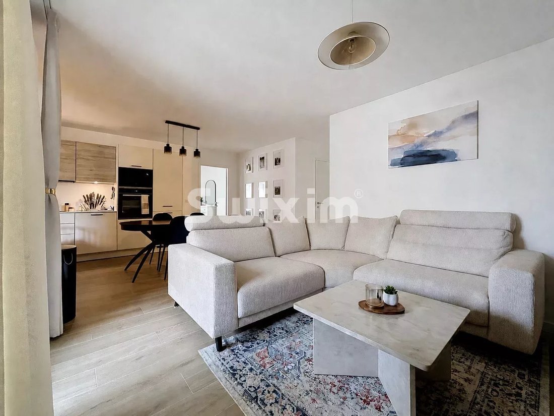 Apartment in Ferney-Voltaire, Auvergne-Rhône-Alpes, France 4 - 18498262