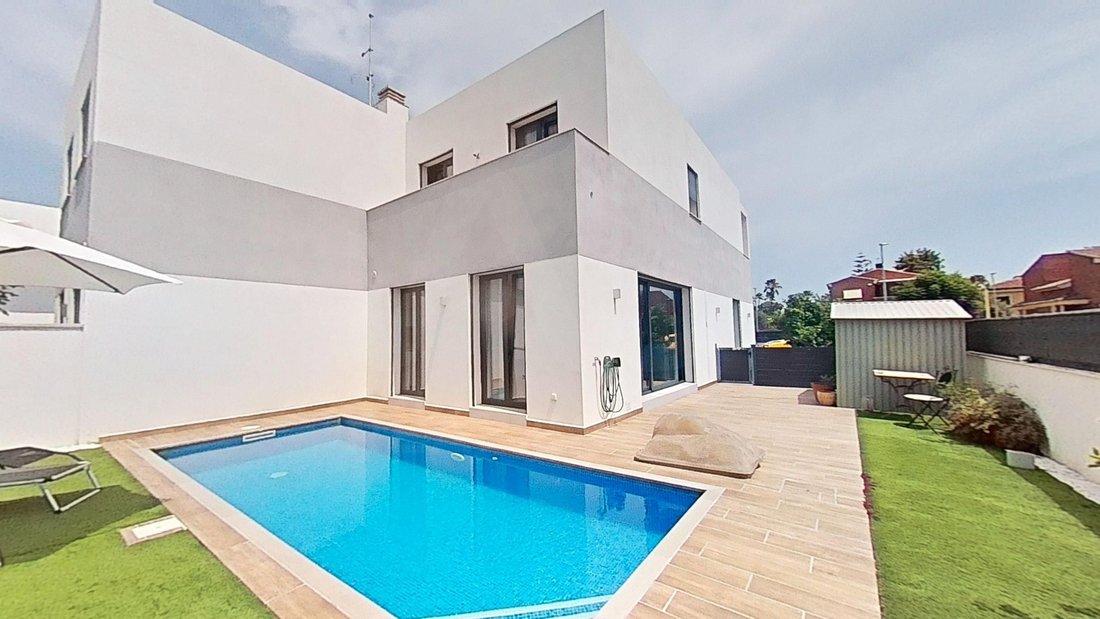 Townhouse in Cambrils, Catalonia, Spain 2 - 18498573
