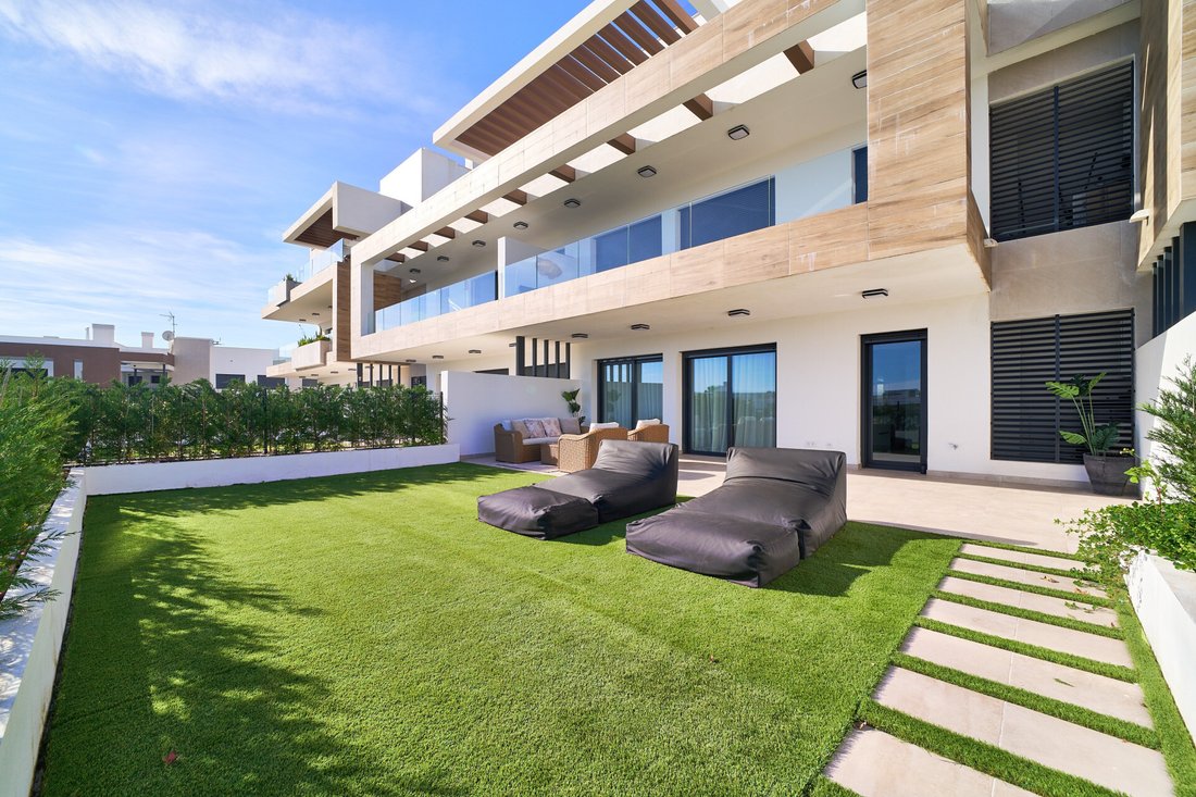 Apartment in Estepona, Andalusia, Spain 2 - 11908694