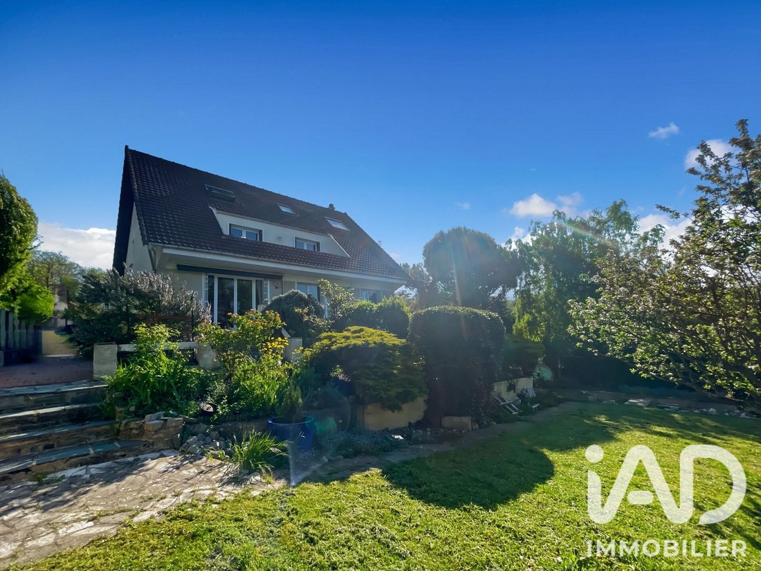 House in Montfermeil, Ile-de-France, France 2 - 18500978