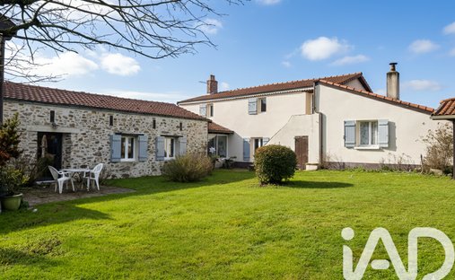 House in Cheix-en-Retz, Pays de la Loire, France 1