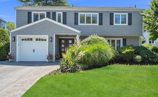 Casa a Plainview, New York, Stati Uniti 1