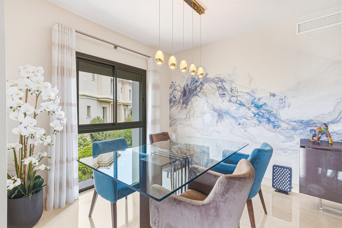 Apartment in Benahavis, Andalusia, Spain 2 - 18498428