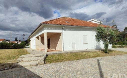 Townhouse in Midoes, Coimbra District, Portugal 1