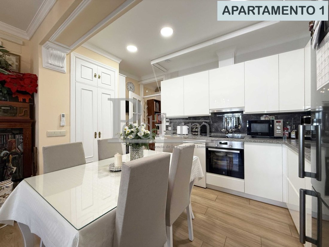 Apartment in Casco Antiguo, Seville, Spain 5 - 18498441