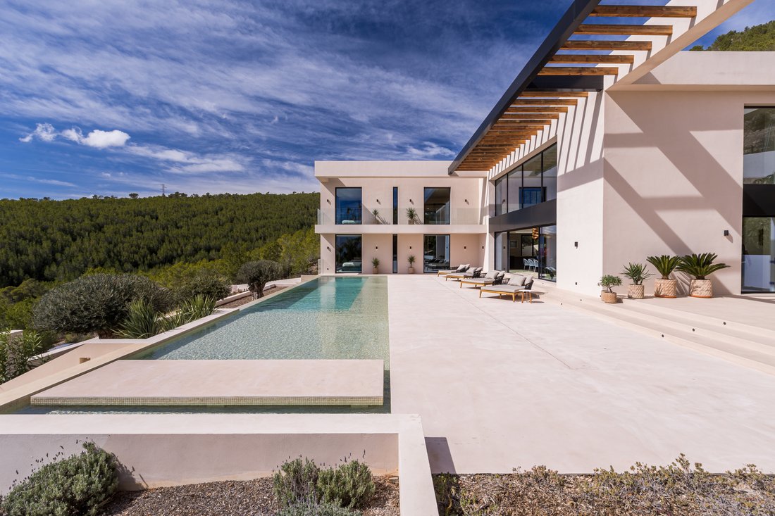 Villa in Ibiza Town, Balearic Islands, Spain 4 - 18498694