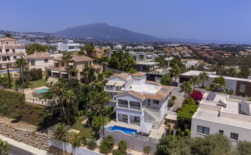 Villa in Benahavis, Andalusia, Spain 1