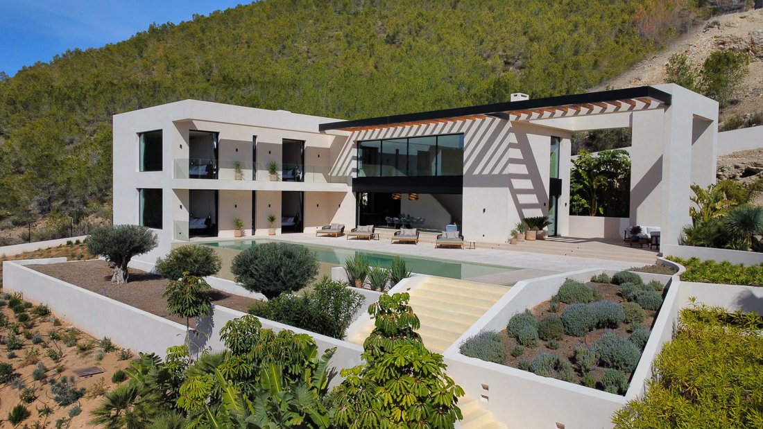 Villa in Ibiza Town, Balearic Islands, Spain 2 - 18498694