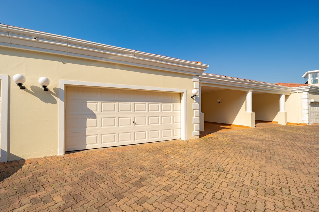 Apartment in Sunningdale, La Lucia, KwaZulu-Natal 5 - 18498401