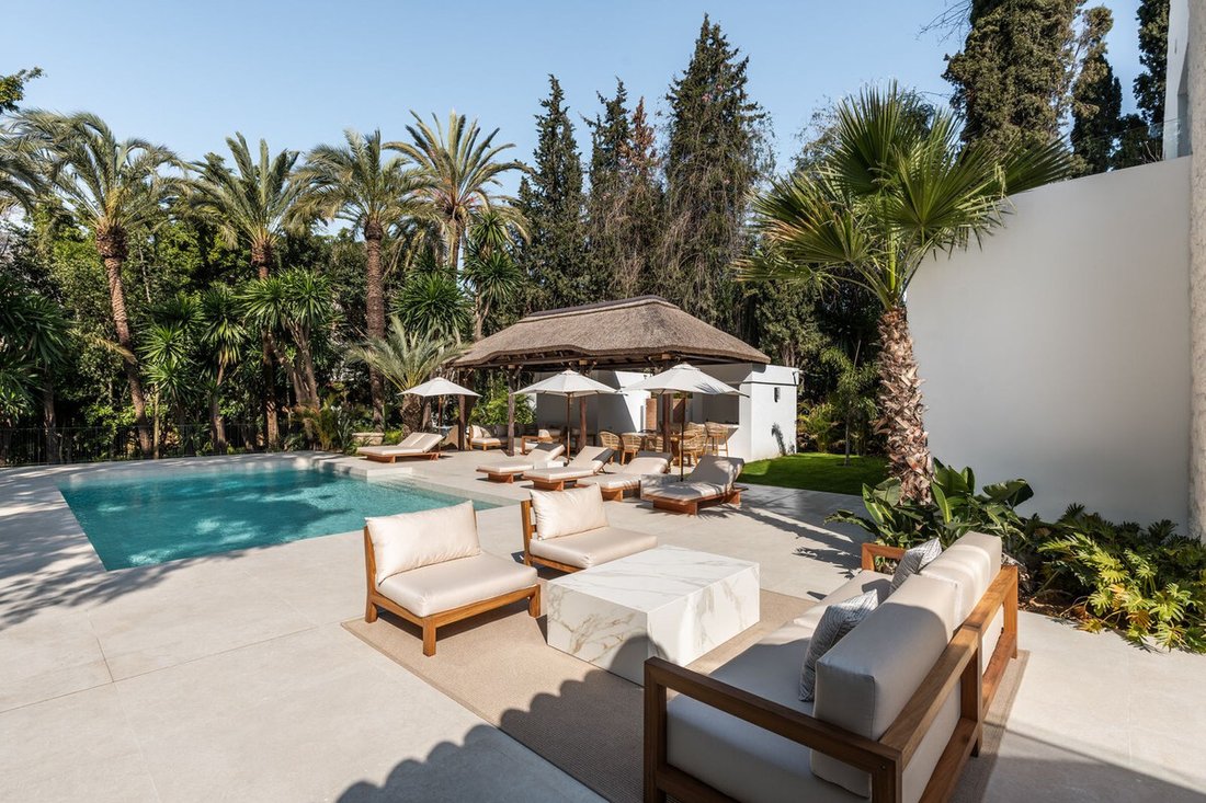 Villa in Puerto Banus, Marbella, Spain 5 - 18498459