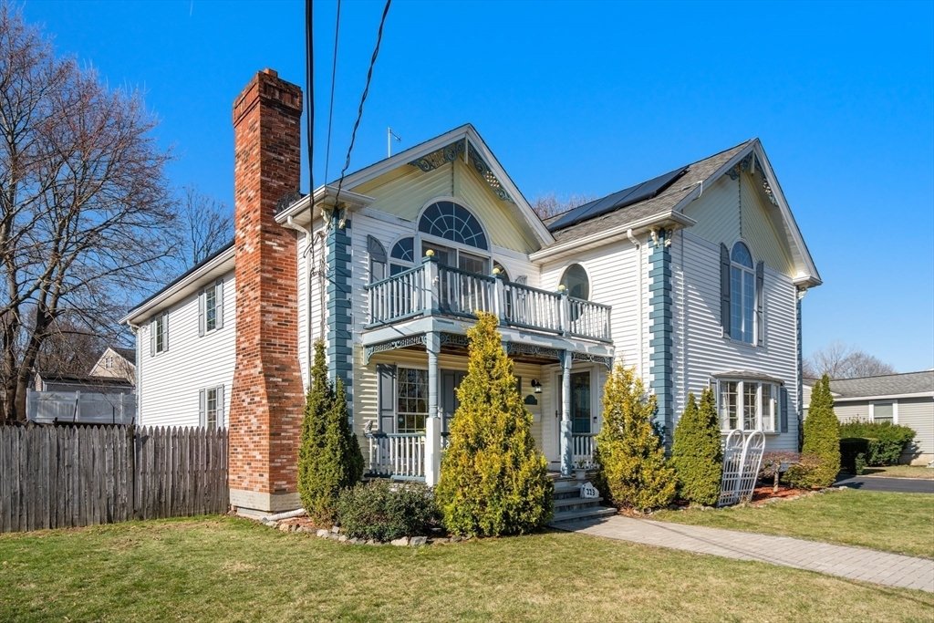 House in Waltham, Massachusetts, United States 2 - 17644578