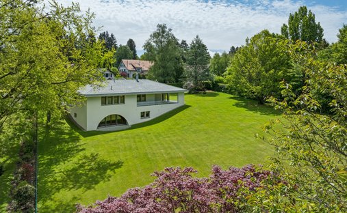 Haus in Epalinges, Waadt, Schweiz 1