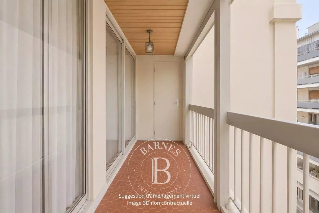 Apartment in Muette Nord, Paris 16e Arrondissement, Paris 1 - 18038215