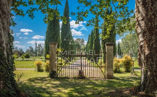 Finca en Aviñón, Provenza-Alpes-Costa Azul, Francia 1