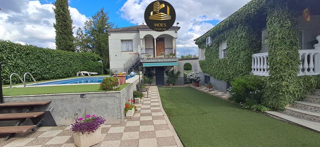 Chalet in Martos, Andalusia, Spain 1 - 18498463