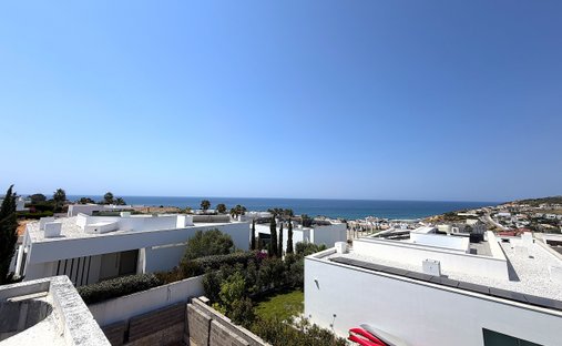 Villa in Praia De Porto Mós, Sao Goncalo de Lagos, Algarve 1