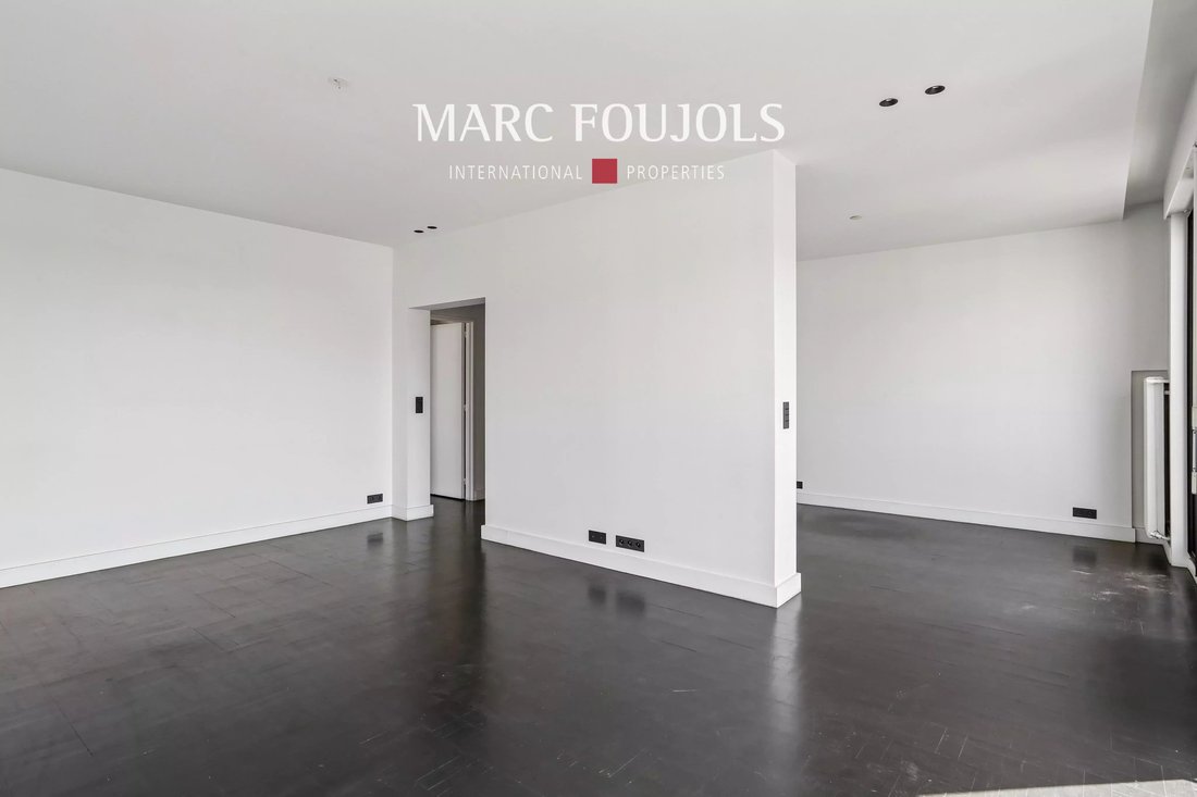 Apartment in Muette Sud, Paris 16e Arrondissement, Paris 5 - 18438223