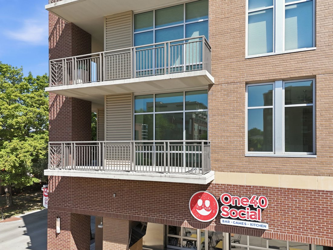 Condo in Chapel Hill, North Carolina, United States 3 - 18498482