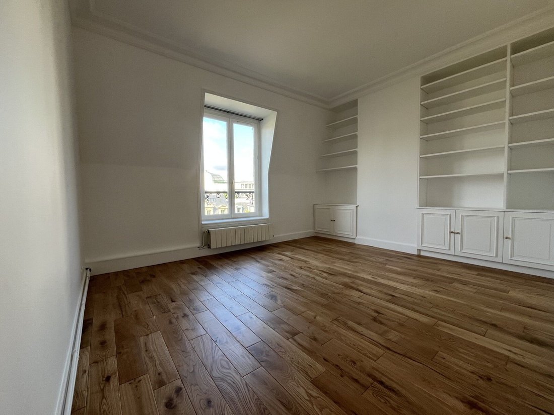 Apartment in Auteuil Sud, Paris 16e Arrondissement, Paris 1 - 18498369