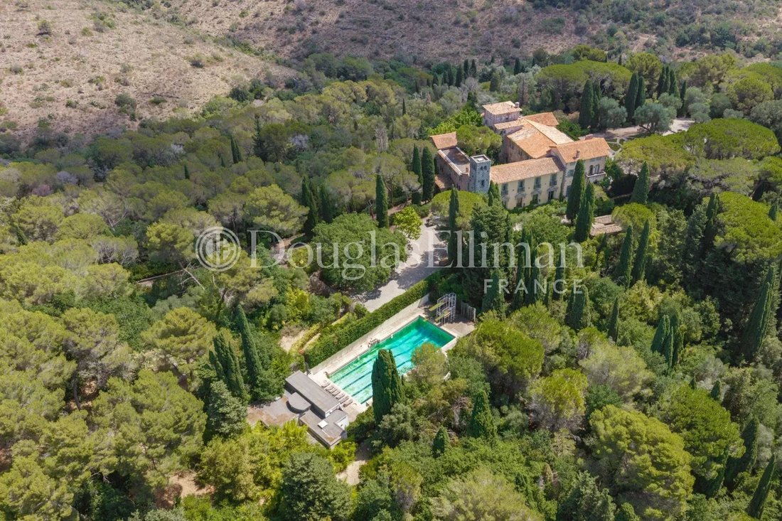 Villa in Village-Saint Julien-Saint Pierre, Biot, France 1 - 18498331