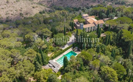 Villa in Dorf-Saint Julien-Saint Pierre, Biot, Frankreich 1