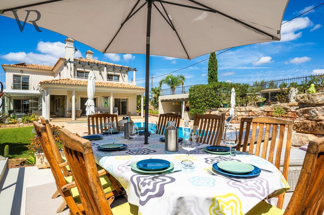 Villa in Alte, Algarve, Portugal 1 - 18498266