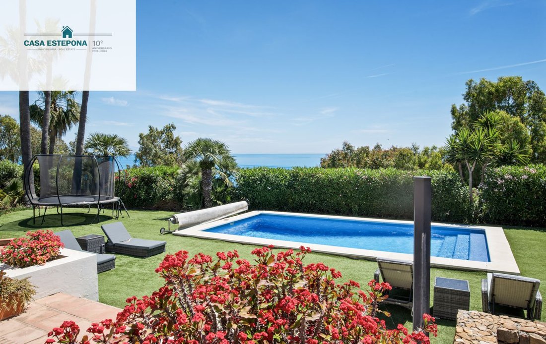 Villa in Manilva, Andalusia, Spain 3 - 18498456