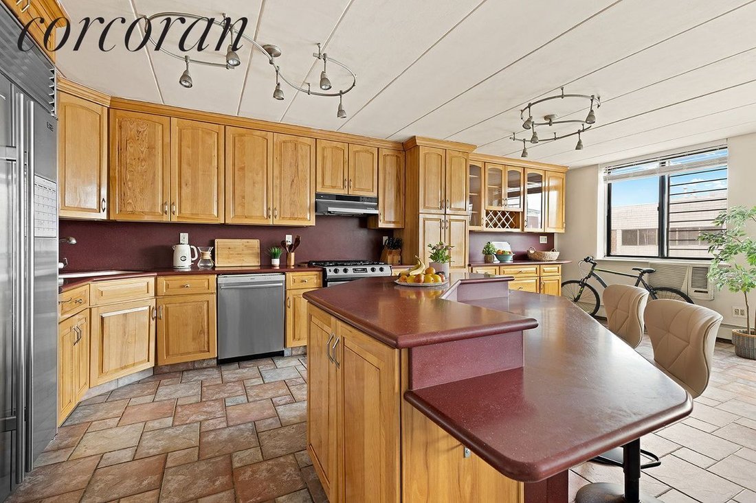Condo in New York, New York, United States 4 - 18498587