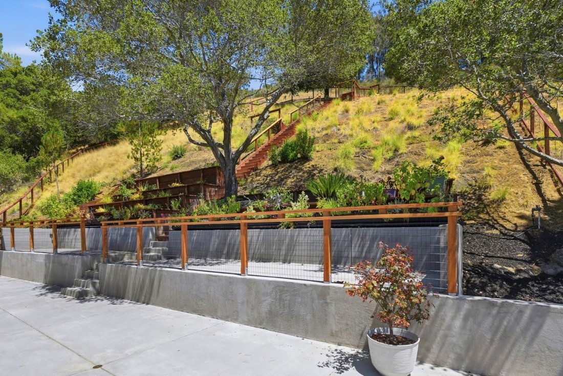 House in San Carlos, California, United States 4 - 18498680