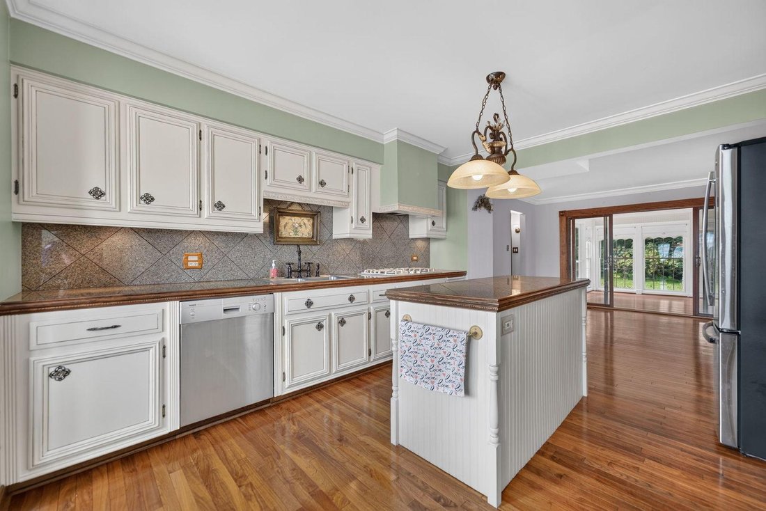 House in Roselle, Illinois, United States 4 - 18498586