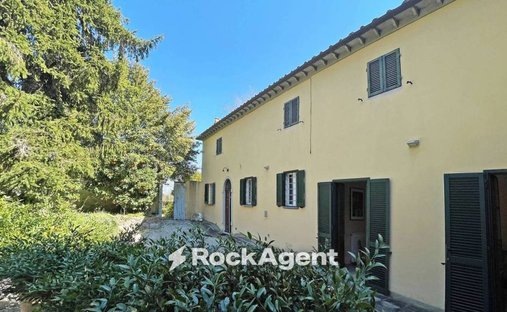 Villa in Crespina, Tuscany, Italy 1