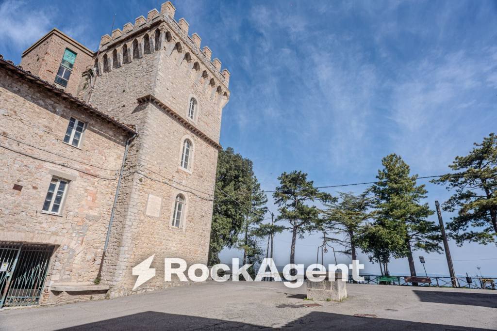 Baschi, Umbria, Italy 4 - 18498513