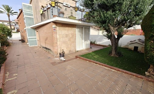 House in Premia de Mar, Catalonia, Spain 1